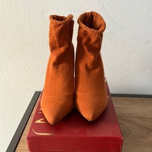 Ankle sock booties